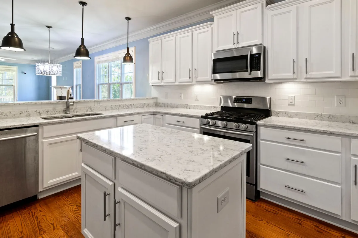 Filth & Squalor Cleanup in North Lindenhurst, NY